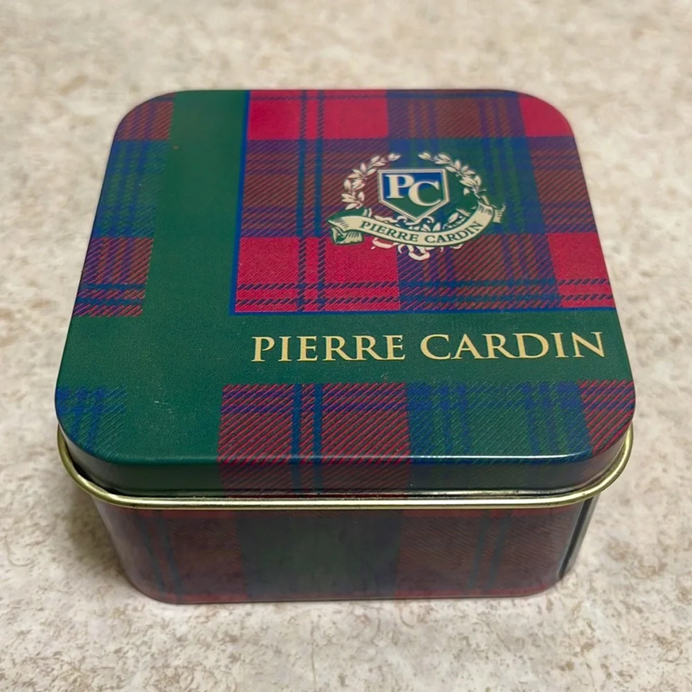BNWT VINTAGE PIERRE CARDIN “GOLD TONE GOLF BALL & TEES CUFF LINKS IN PLAID TIN